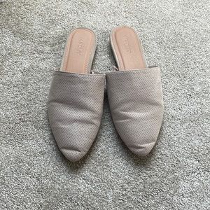 Old navy size 8 flats